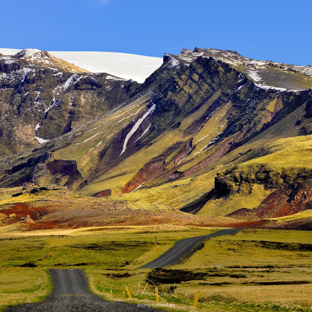 fotografo montanas islandia